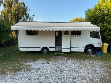 Motorhome uso speciale ufficio Mercedes 814