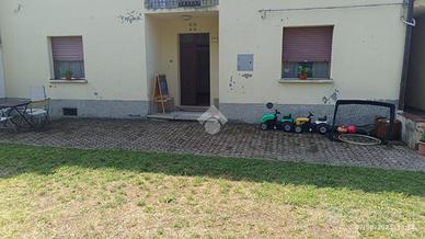 3 LOCALI A TOANO