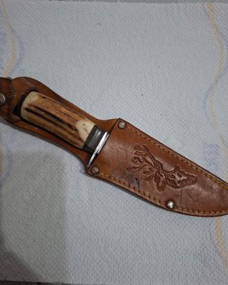 Coltello lama fissa con manico in osso artigianale