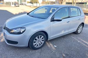 Volkswagen Golf 1200 tsi 105 cv leggi annuncio