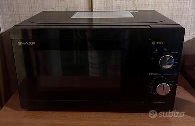 Forno a microonde Sharp nero