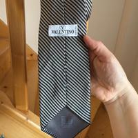 Cravatta a righe 100% seta “Valentino” Italy