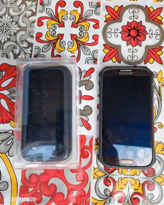Nokia 2660 flip e Samsung s4