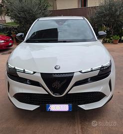 Alfa Romeo Junior 1.2 145 CV Hybrid eDCT6 Speciale