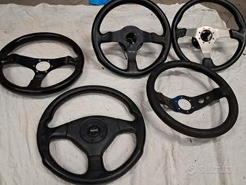 Volante auto d'epoca o sportive