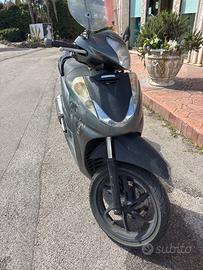 Sh300 i