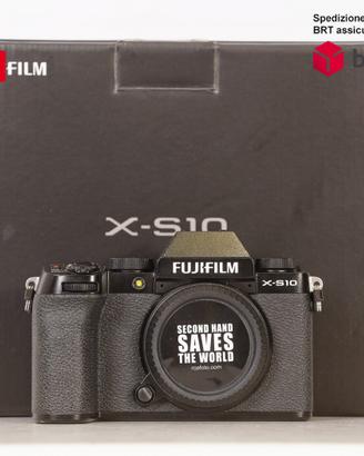 Fuji X-S10