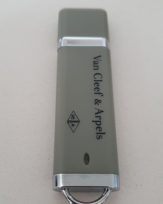 Chiavetta USB Van Cleef & Arpels 2 giga