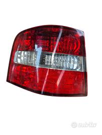 STOP FANALE POSTERIORE SINISTRO NISSAN Qashqai 1°