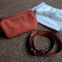 Borsa Guess a tracolla 