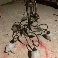 Lampadario in ferro battuto