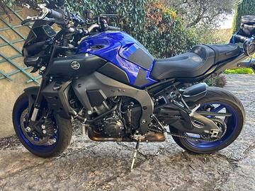 Serratura casco alluminio antiruggine Yamaha MT10