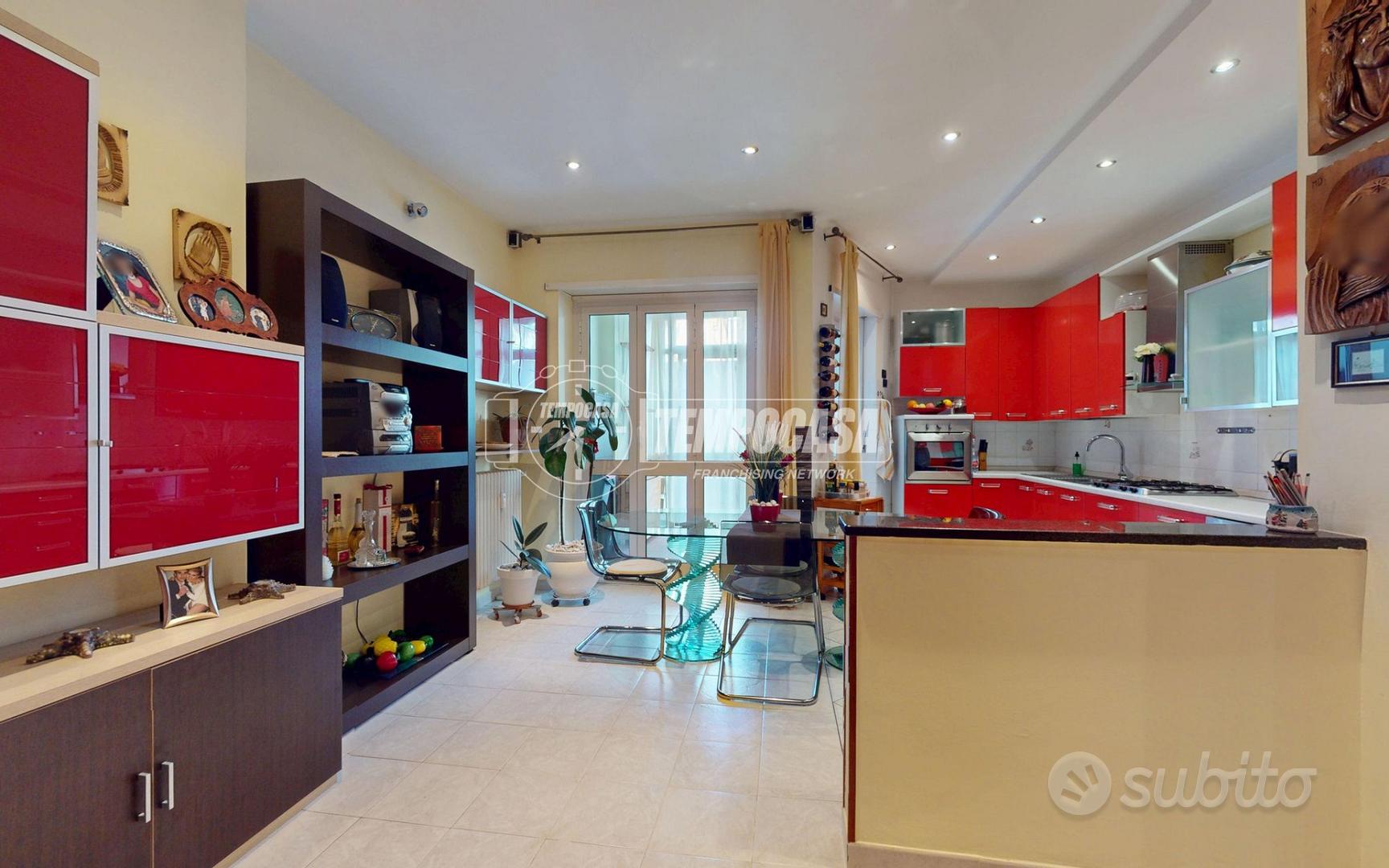 APPARTAMENTO COMPLETAMENTE RISTRUTTURATO - Vista 2