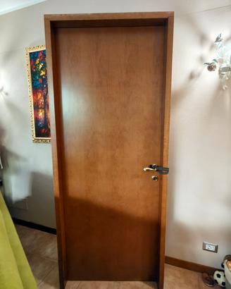 Porta in legno 