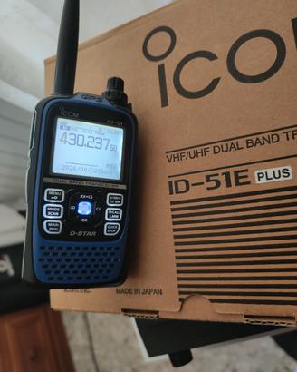 ICOM ID51 Plus Ricetrasmettitore Portatile