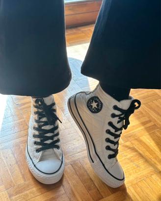 Converse Chuck Taylor All Star Winter Quilted