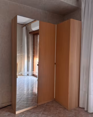Armadio ad angolo ikea