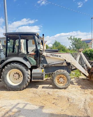 Terna Terex 820