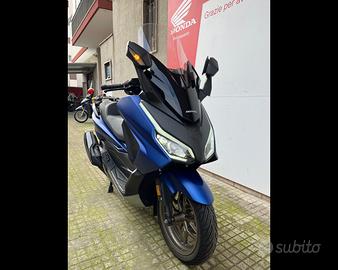 HONDA MOTO FORZA 350