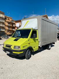 IVECO DAILY 35 10 CENTINATO SEMINUOVO