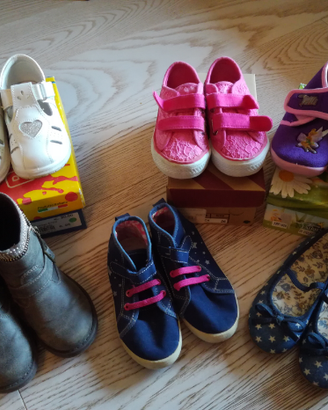Scarpe bimba n° 25 e 26