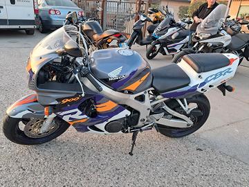 HONDA CBR 900 FIREBLADE 1996