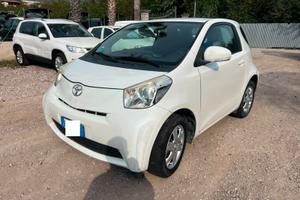 Toyota iQ 1.0 Sol