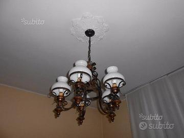 Lampadari in ferro battuto e ceramica, abbinabili