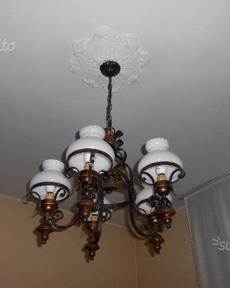 Lampadari in ferro battuto e ceramica, abbinabili