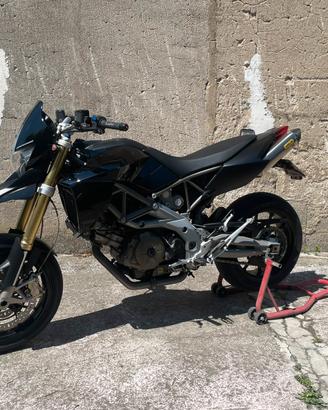 Aprilia Dorsoduro 750