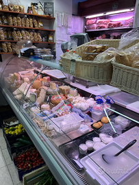 Vendersi negozio alimentari