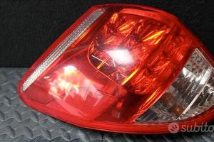2 x fari faro posteriori rav 4 stop rav4