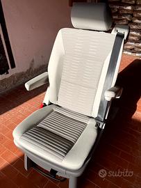 Sedile aggiuntivo removibile VW T6 2016