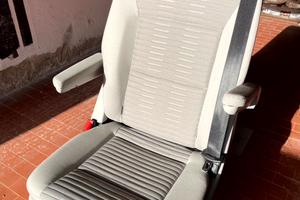 Sedile aggiuntivo removibile VW T6 2016