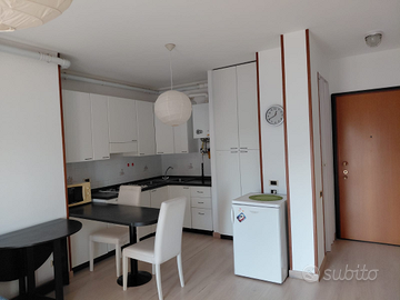 Monolocale vicinanze ospedale/università.B.Roma