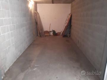 Box / Garage di 15 m² a Corsico