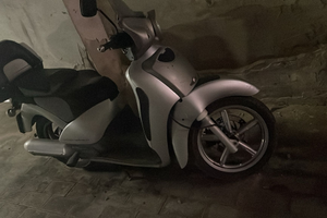 Scarabeo 200 in piu' che buone condizioni