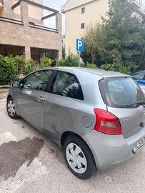 Toyota Yaris 1.0 Benzina – 3 porte – Motore ok