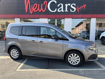 MERCEDES-BENZ Citan 1.5 110 CDI Tourer Long LED-