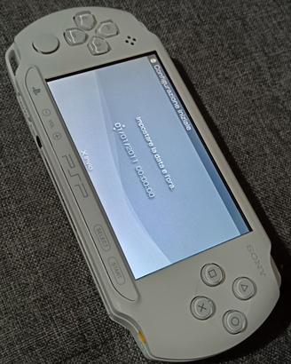 Playstation PSP white