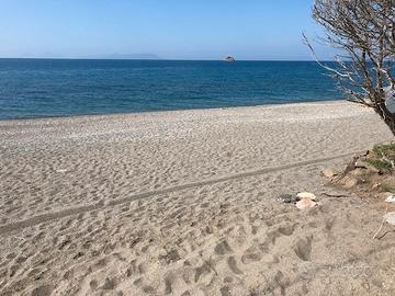 Bivani a 50 metri dal mare di Patti Marina