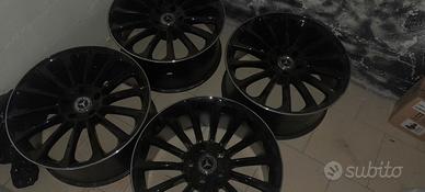 Set 4 Cerchi Originali Mercedes-AMG 21" – Condizio