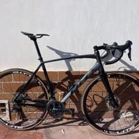 bici da corsa BH quartz 2023 montata shimano tiagr