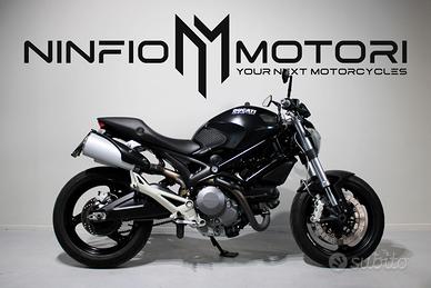 Ducati Monster 696 - 2010