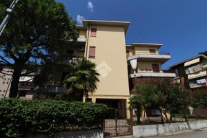 3 LOCALI A VICENZA