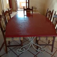 Tavolo con gambe in ferro fatto a mano