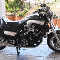 Yamaha VMAX - 1999