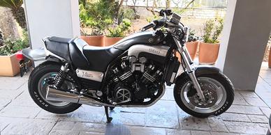 Yamaha VMAX - 1999