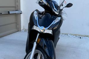 Honda Sh 350 / 0 sinistri tenuto in perfetto stato