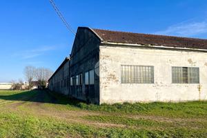 CAPANNONE A MARMIROLO